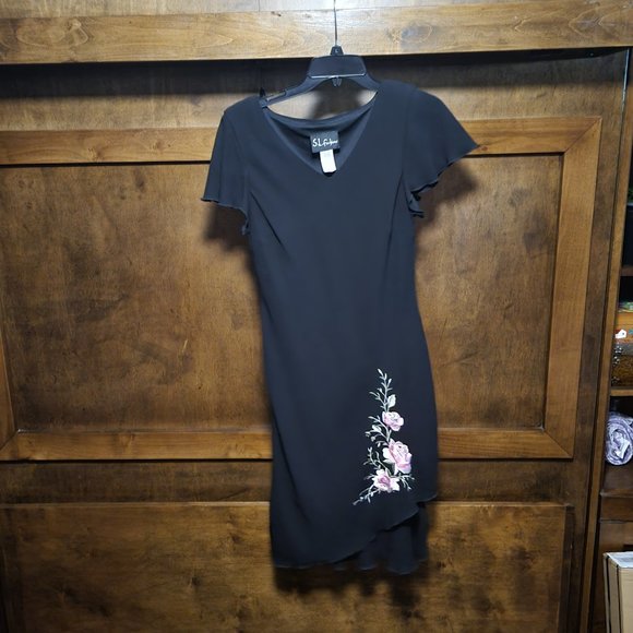 SL Fashions Dresses & Skirts - Dark blue floral print dress
